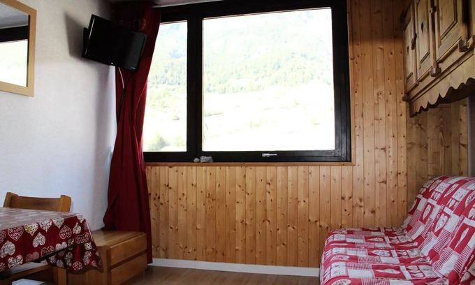 Lanslevillard Apartment | Residence Choucas - Studio for 2 People