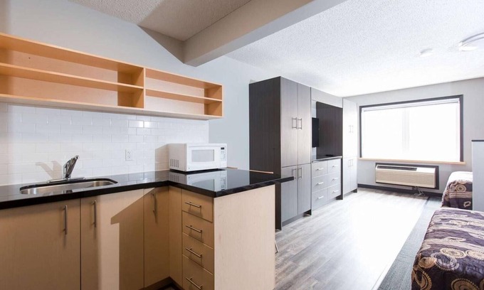 Doon South Apartment | Residence & Conference Centre - Kitchener Waterloo