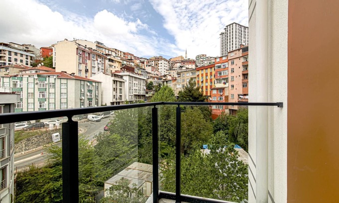 Kagithane Apartment | Residence Flat 5 min to Miniaturk Near Golden Horn