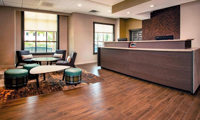 Eisenhower East Hotel | Residence Inn Alexandria Old Town/Duke Street by Marriott