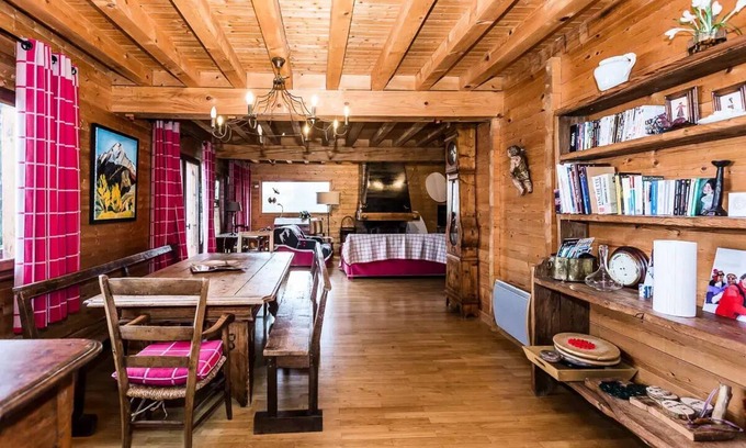 Bellentre Ski Chalet | Residence L'ETERLOU - Chalets for 10 People