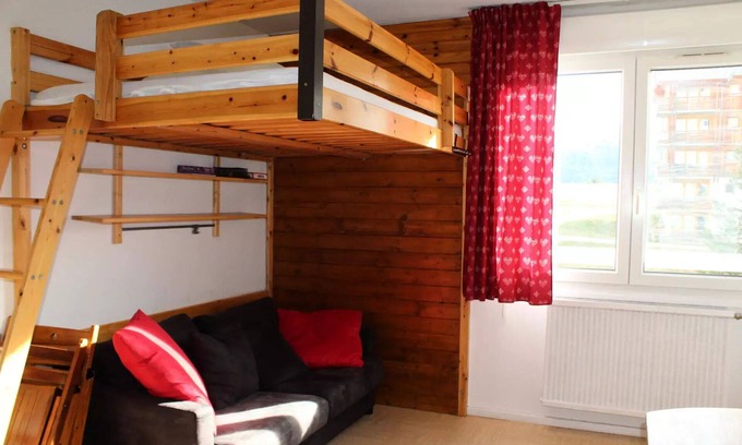 Saint-Etienne-en-Devoluy Apartment | Residence Le Bois D'aurouze - ECONOMIC STUDIO AT PIEDS