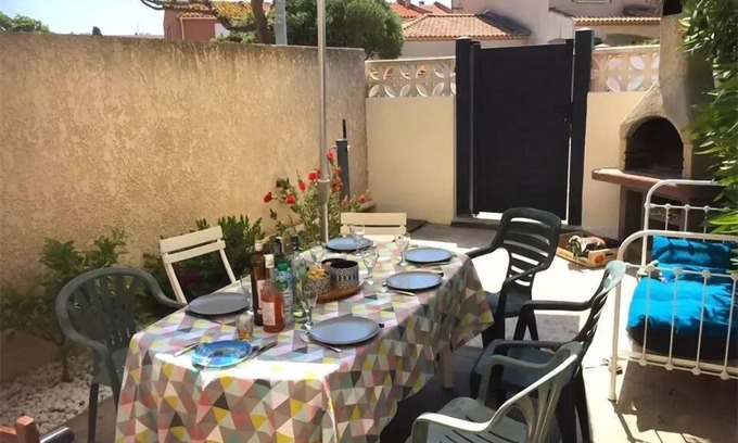 Port-la-Nouvelle Villa | Residence Le Lagon Bleu - Houses & Villas for 6 People
