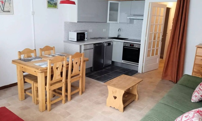 Valloire Apartment | Residence Le Praz - Studio cabin 4 people 2* exposed South