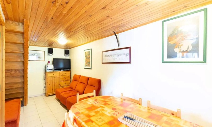 Loudervielle Ski Chalet | Residence Les Flacons De Soleil - Duplex chalet for 6 people in Peyragudes-Balestas