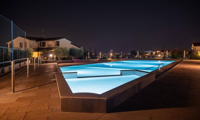 Moniga del Garda Apartment | Residence Primera, Moniga del Garda