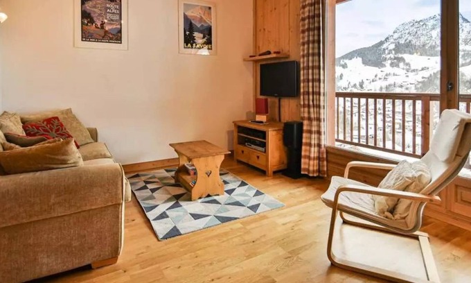 Le Chinaillon Apartment | Residence Refuge Des Outalays C - Refuge C6, Apartment on slopes, 4 people, 2 bedrooms, sunny balcony, magnificent views, quiet area.