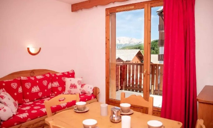 Puy-Saint-Vincent Apartment | Residence The Gentianes - Studio 2 persons (PMR)-Residence LES GENTIANES