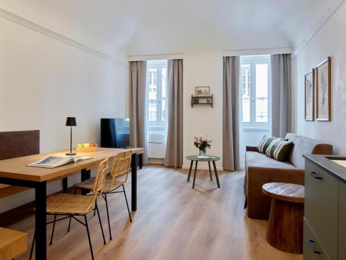 Trento Old Town Apartment | Residenza Manci 44 by Hotel America