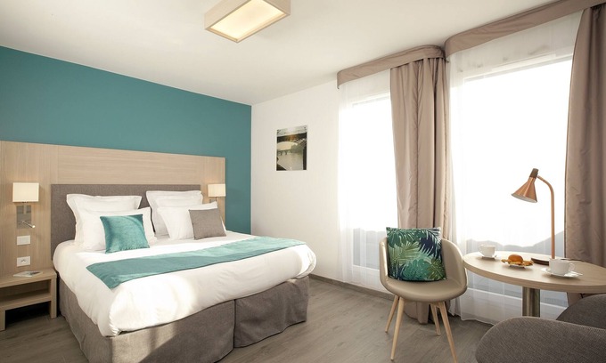 Asnieres-sur-Seine Apartment | Residhome Asnières Park