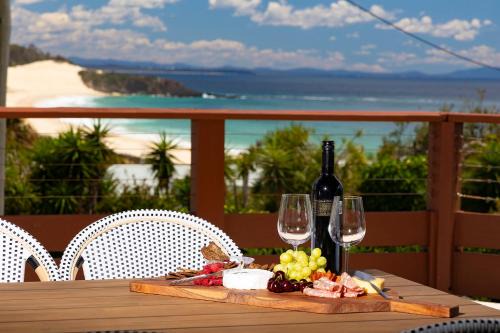 Forster House | Resort on Underwood
