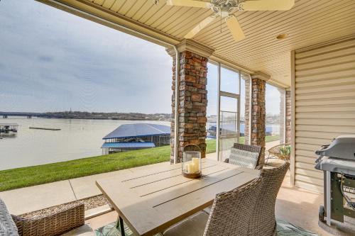 Osage Beach Apartment | Resort Perks and Porch Central Lands End Condo!