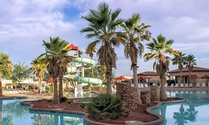 Pleasant Valley Resort | Resort Suite 25 minutes from State Farm Stadium for Super Bowl Weekend!