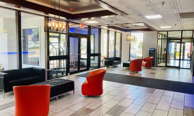 Ferry Pass Hotel | Rest and Relax Inn
