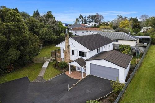 Whangarei Ski Chalet | Rest & Relax Units