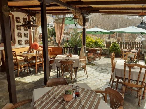 Lazaropole Bed & Breakfast | Restaurant and Apartments - T'ga za Jug Lazaropole