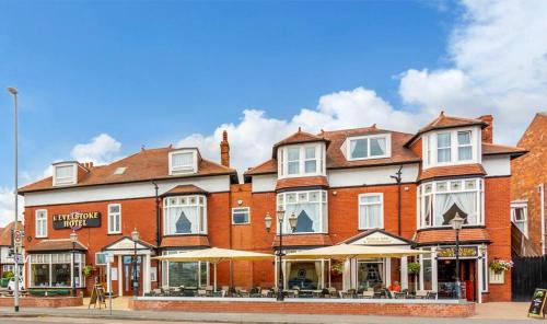 Bridlington Old Town Hotel | Revelstoke Hotel