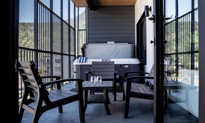 Revelstoke Condo | Revelstoke - Mountainside Revival