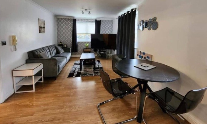 Hatfield Apartment | RGM Hatfield 2 Bedroom Apartment