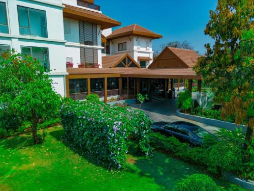 Lonavala Resort | Rhythm Lonavala - An All Suite Resort