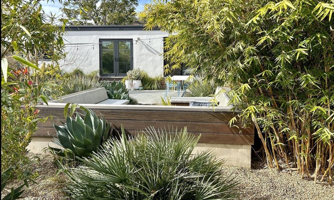 North and East House | Richmond Springs East Bay gem w/ hot tub and lush private backyard