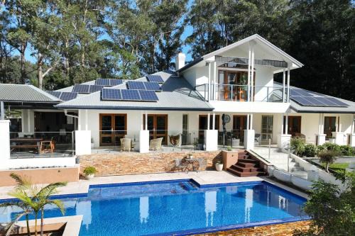 Mollymook Beach House | Ridge Retreat