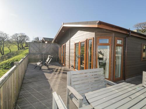 Graddon Cross House | Ridge's Retreat No 7 Kigbeare Lodges