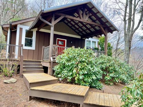 Apple Ridge Villa | Ridgecrest A Unique Rustic Cabin in Blowing Rock NC