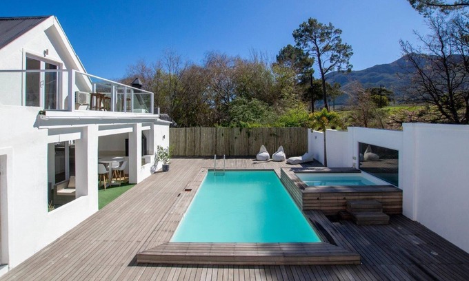 Bantry Bay Villa | Riebeeck Villa - 5 min walk to Franschhoek Central