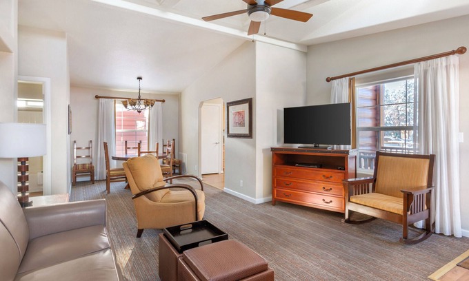 Pinetop Resort | Right on the White Mountain Trail System! Hiking, Mountain Biking