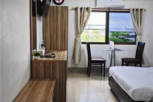 Phra Pradaeng Hotel | Rimnam Hotel Suk Sawat 70