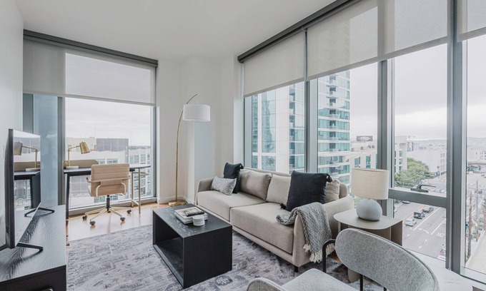 Rincon Hill Apartment | Rincon Hill 1BR w/Gym, Pool, EV Charger & Rooftop | Near Tech Hub