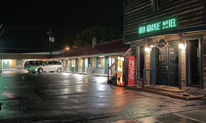 Monte Vista Hotel | Rio Grande Motel