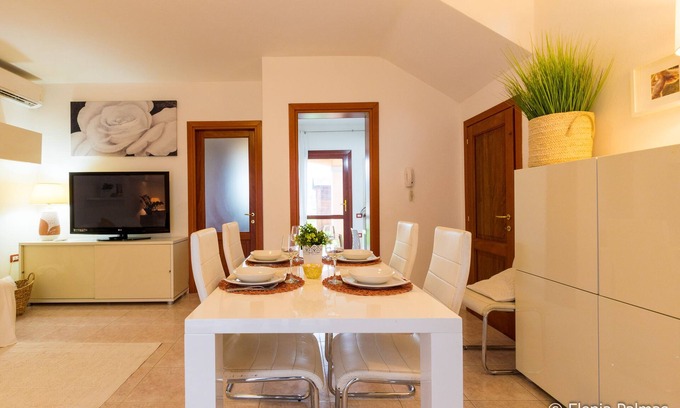 Maddalenedda Villa | Rio villa with garden