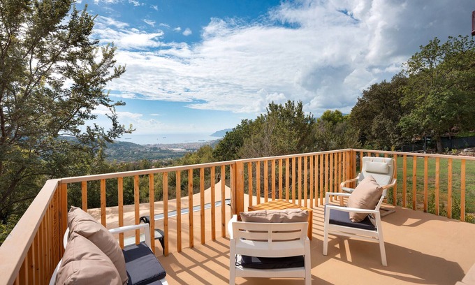 Ogliara RV Rental | Ripa Garden: Panoramic Glamping between the Amalfi Coast and Cilento