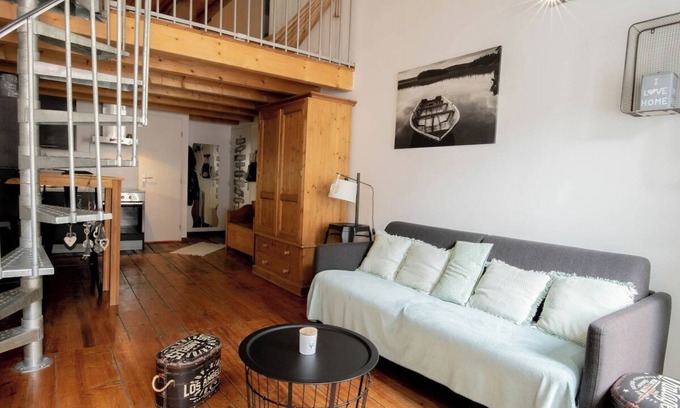 Annecy Old Town Apartment | Riva charme de la vieille ville