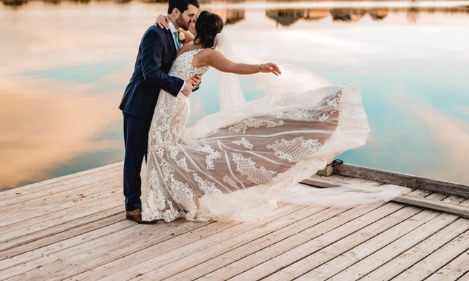 Amarillo Cabin | River Falls Venue & Lodges All Lodges