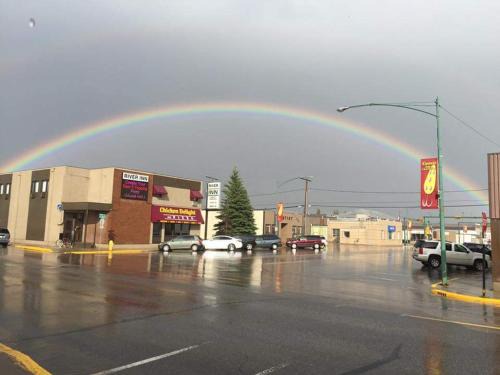 Nipawin Hotel | River Inn