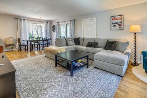 Stowe Area House | River Road