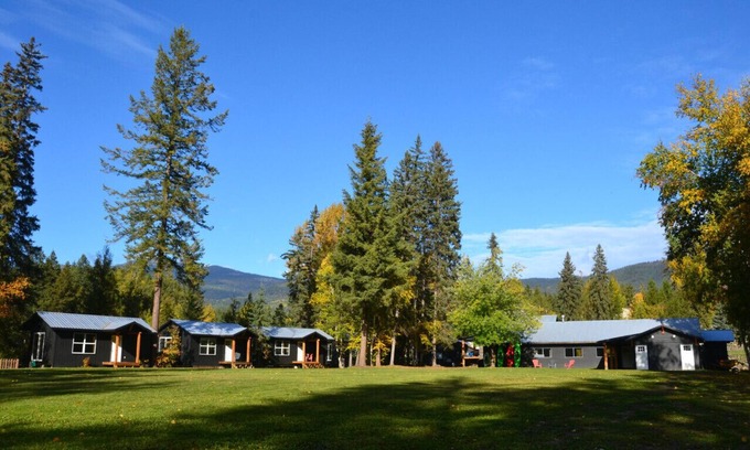 Clearwater House | River's Edge Retreat | RV Site 1- Full Service