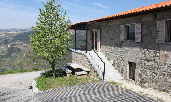 Barro House | River View at Terrus Winery