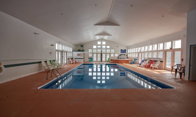 Bethel Hotel | River View Resort