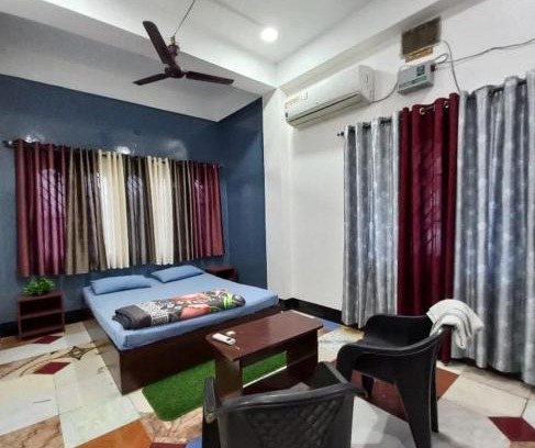 Sualkuchi House | Riverbank Guesthouse with Restaurant & self cooking facility