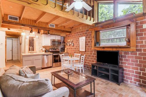 Fairhope House | Riverfront Anglers Cabin in Fairhope with Deck!
