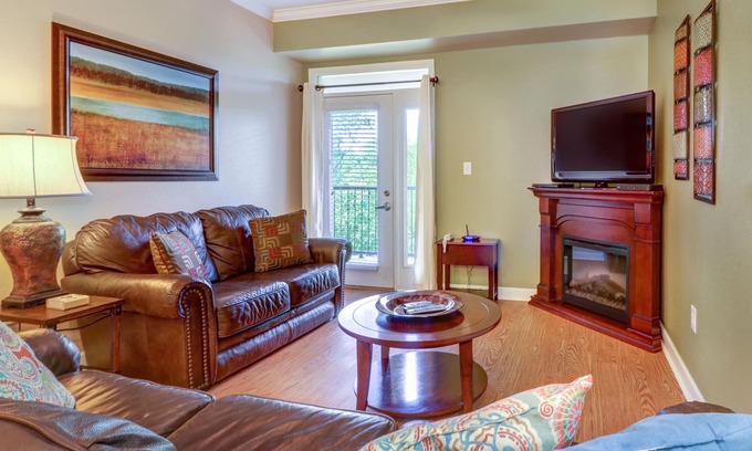 Sevierville Condo | Riverfront condo with large balcony & pool/hot tub + Free Attraction Tickets
