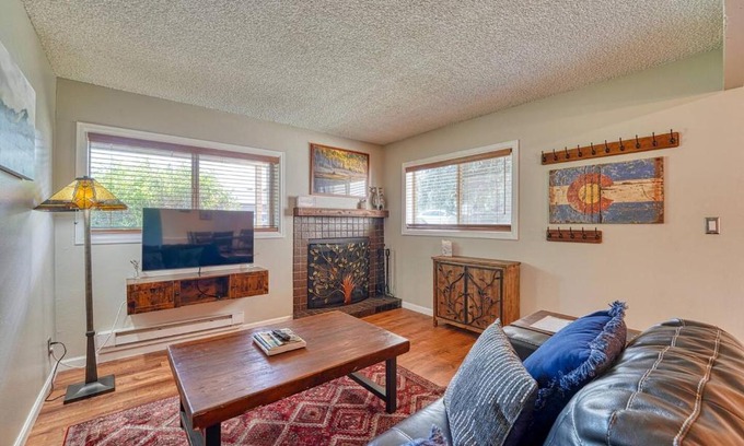 Avon Apartment | Riverfront family-friendly condo