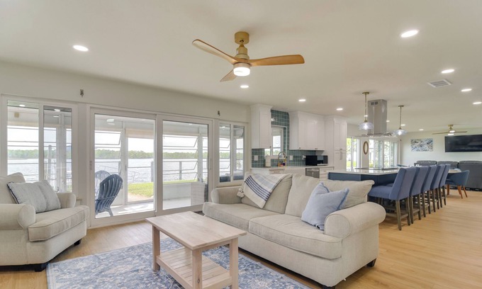 Ruskin House | Riverfront Ruskin Home w/Boat Dock, 1 Mi to Beach