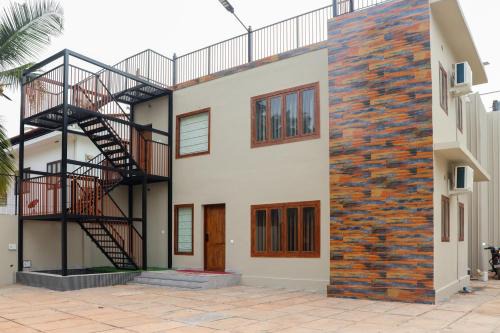 Kannur Apartment | Riverine Retreat