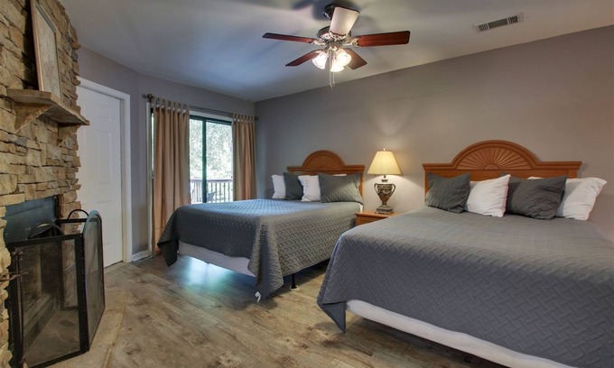 Helen House | Rivers Edge Condo 703