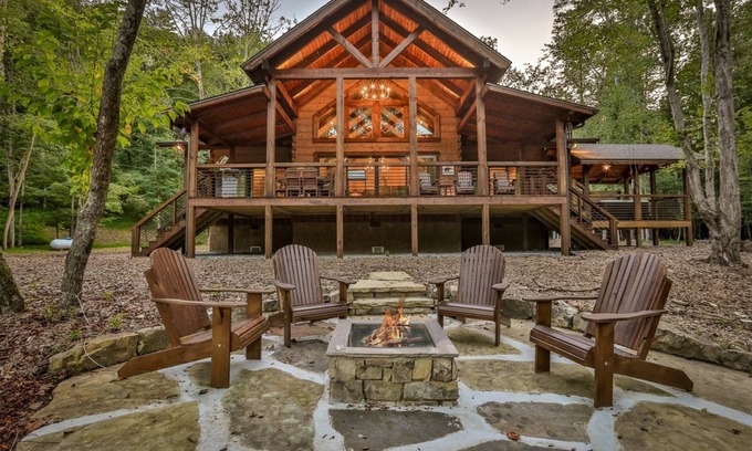 Ellijay Cabin | Riverscape | Ellijay, GA